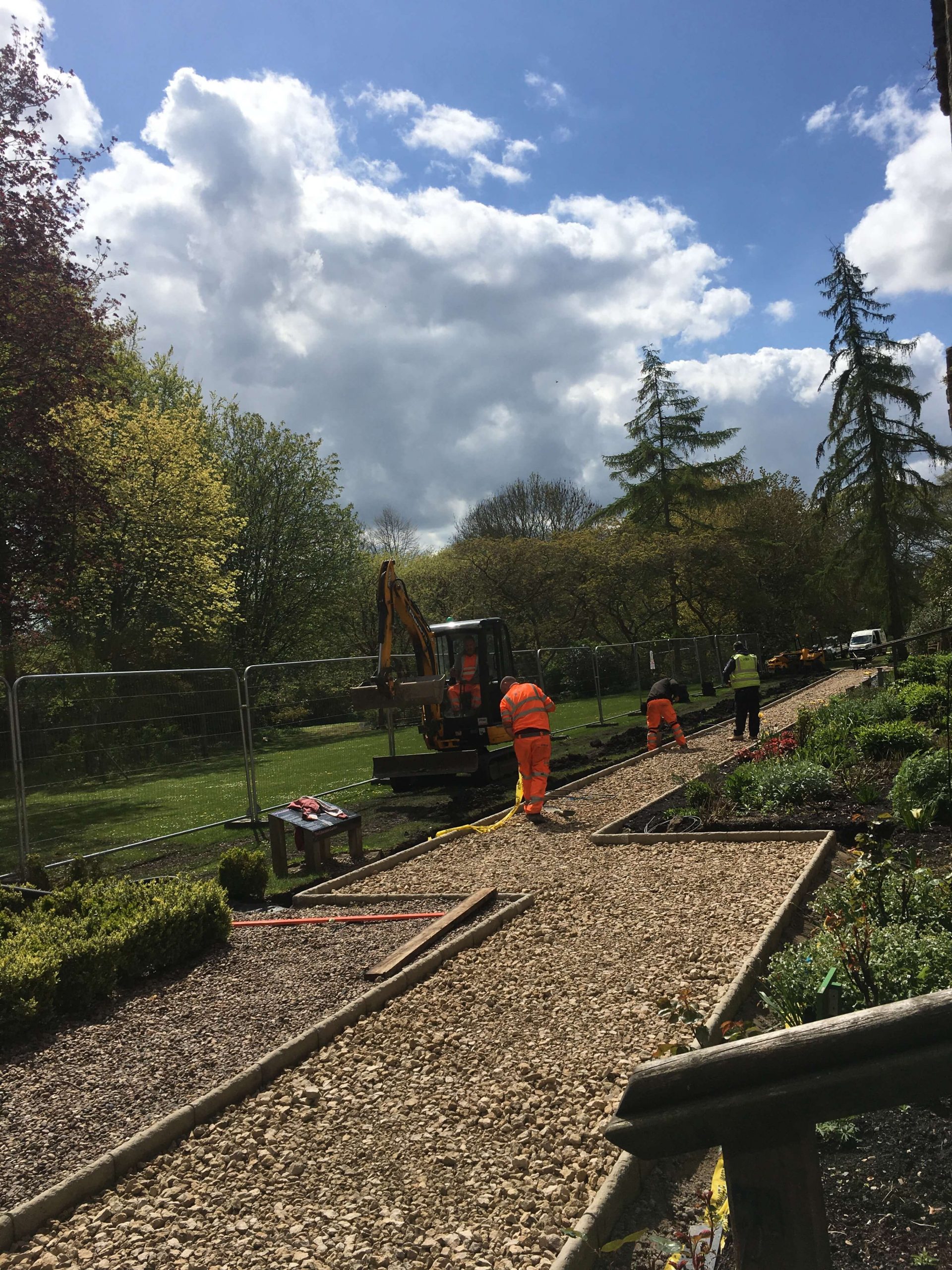 26: Work progresses to The Palace Garden