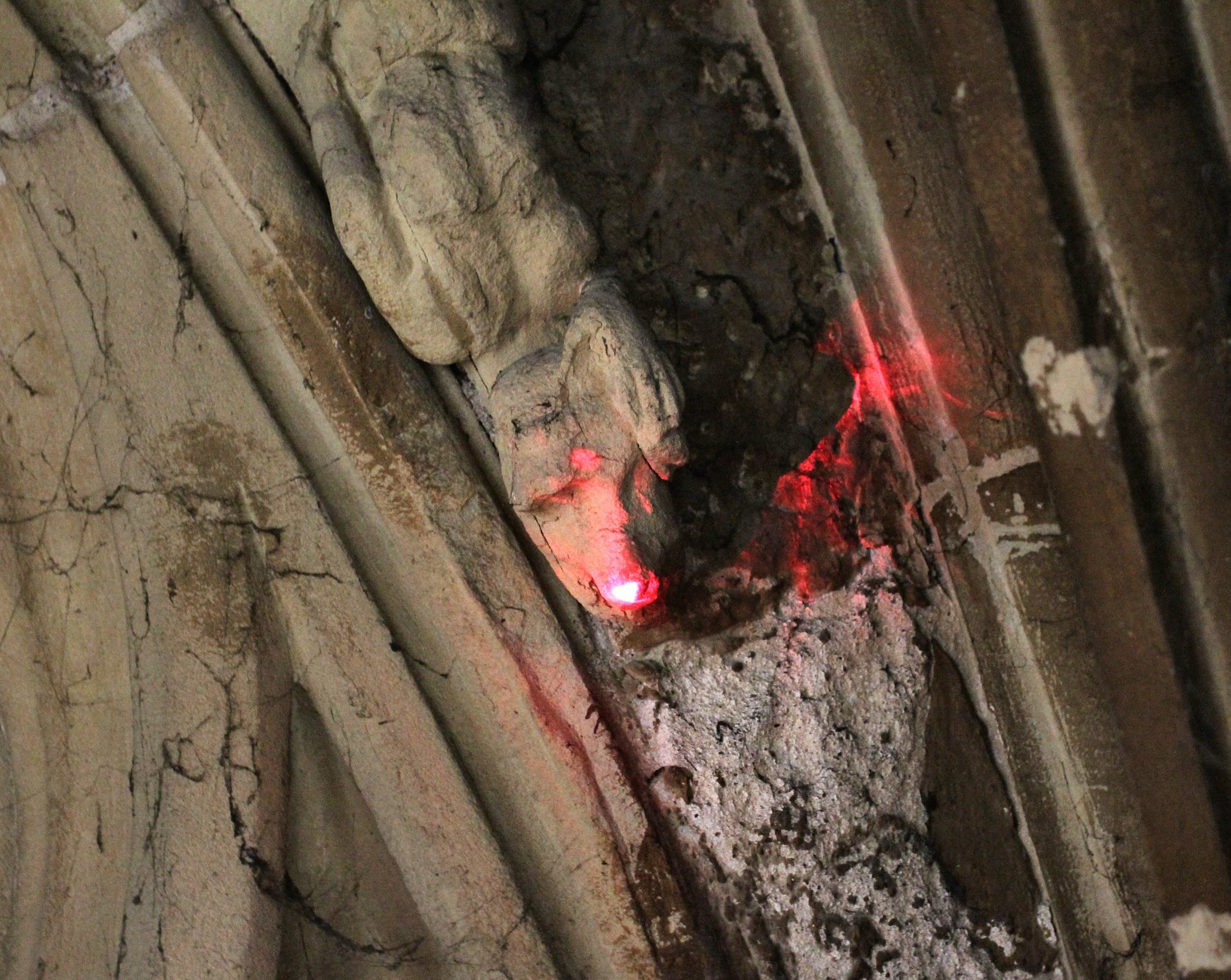 19: Analysis of paint samples found in the Chapter House
